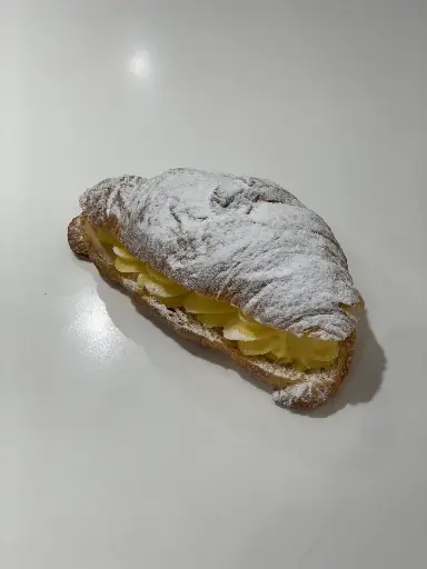 CROISSANT CREME