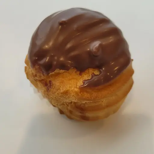 [818] PROFITEROLLE